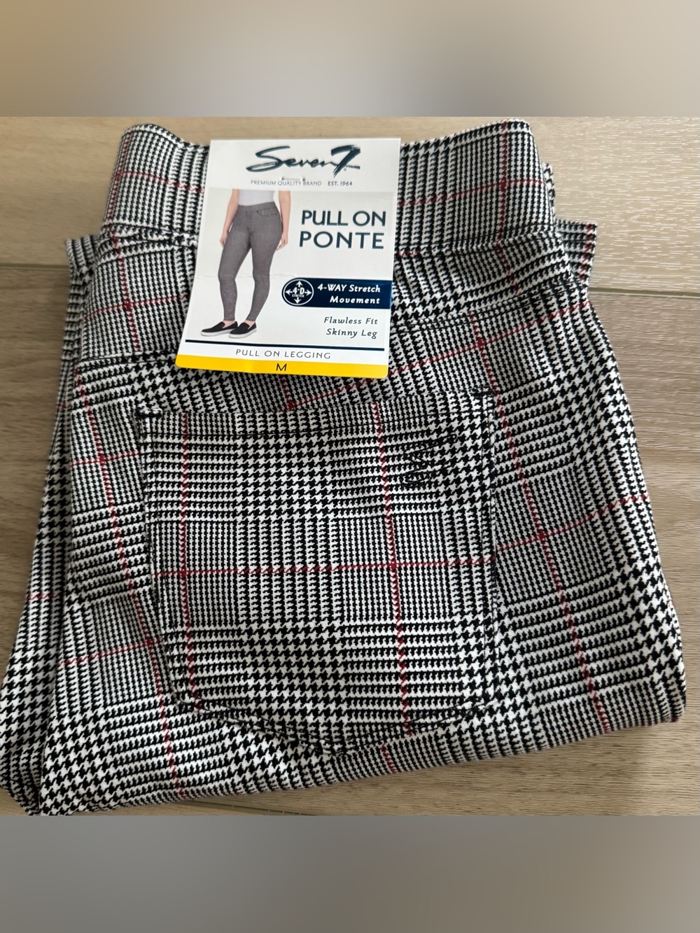 Seven7 PULL-ON PONTE Pant Legging Plaid Size Medium NWT